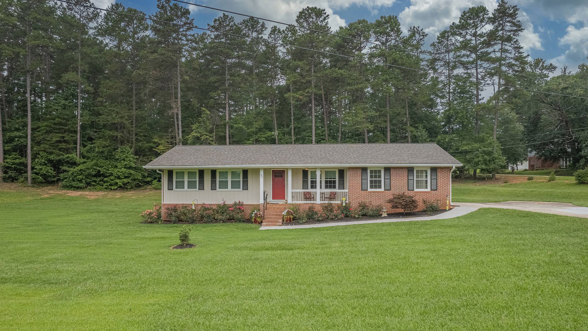 Affordable Curb Appeal Ideas for Your Toccoa, GA Property